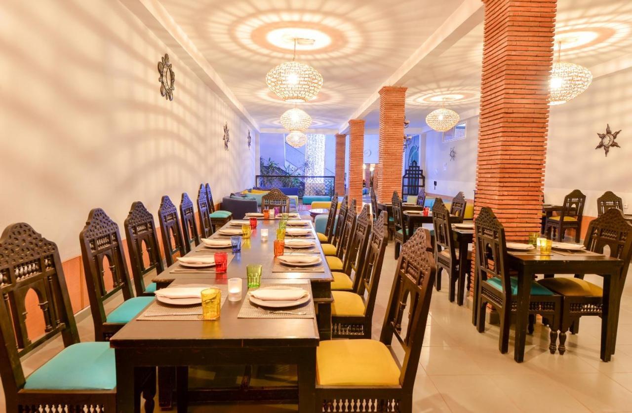 L'Auberge De Tennis Msc Oulad Lahsene Exteriör bild